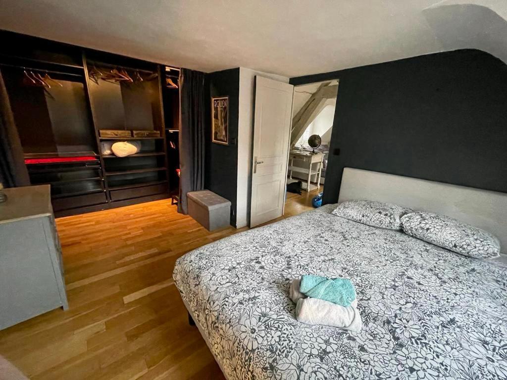 Sous Les Clochers De Rouen - Spacieux Logement ภายนอก รูปภาพ